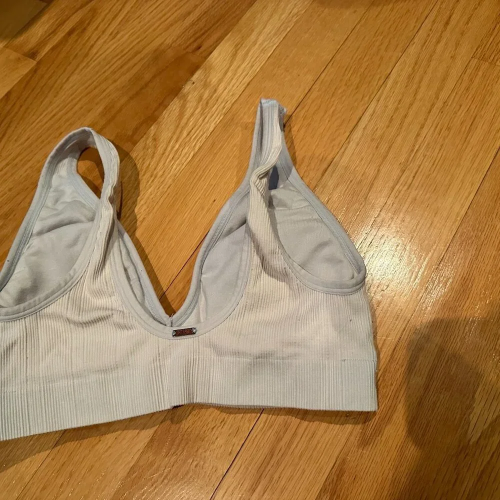 Pink Ribbed Bra - Picture 2 of 3